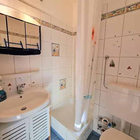 Apartment K02-010 *